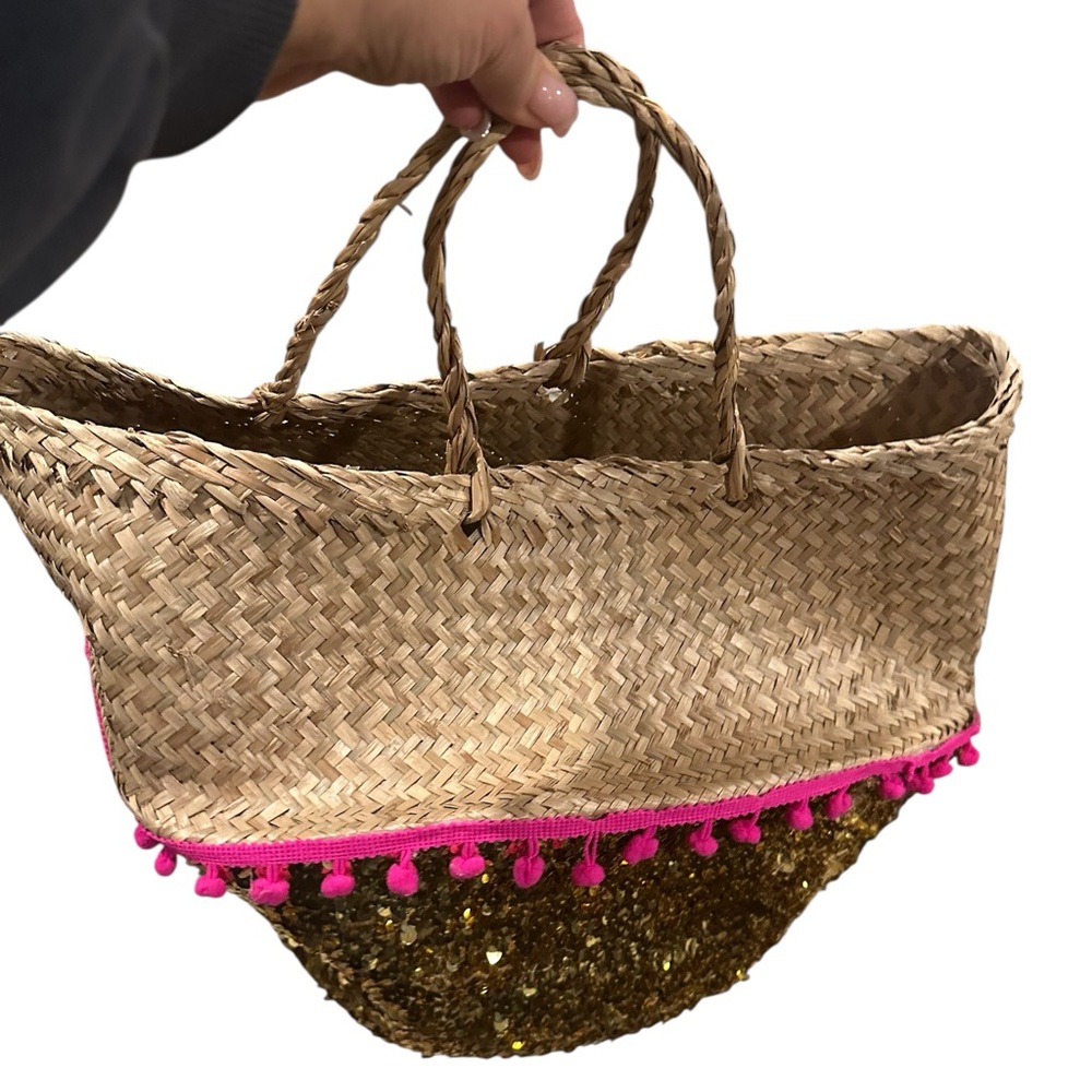 NATURAL LIFE WICKER STRAW SEQUINED PINK POM POM TOTE BEACH COQUETTE BASKET BAG